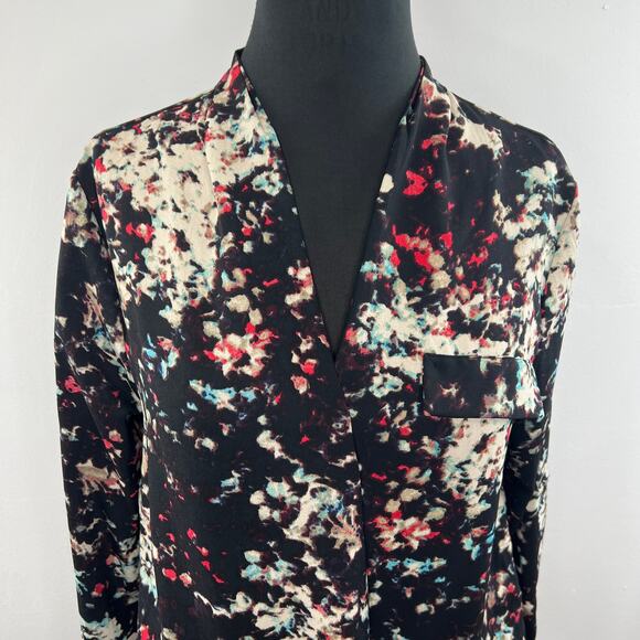 W118 by Walter Baker Black Long Sleeve V-Neckline Polyester Pocket Blouse Size M - Picture 3 of 6